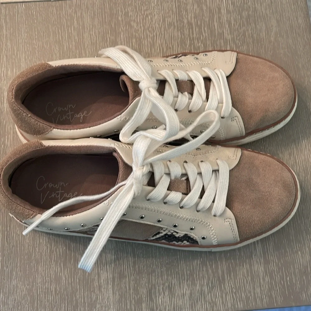 Crown Vintage very lightly